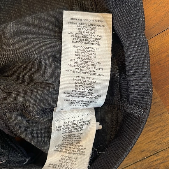 GymShark camo sports bra - Picture 3 of 7